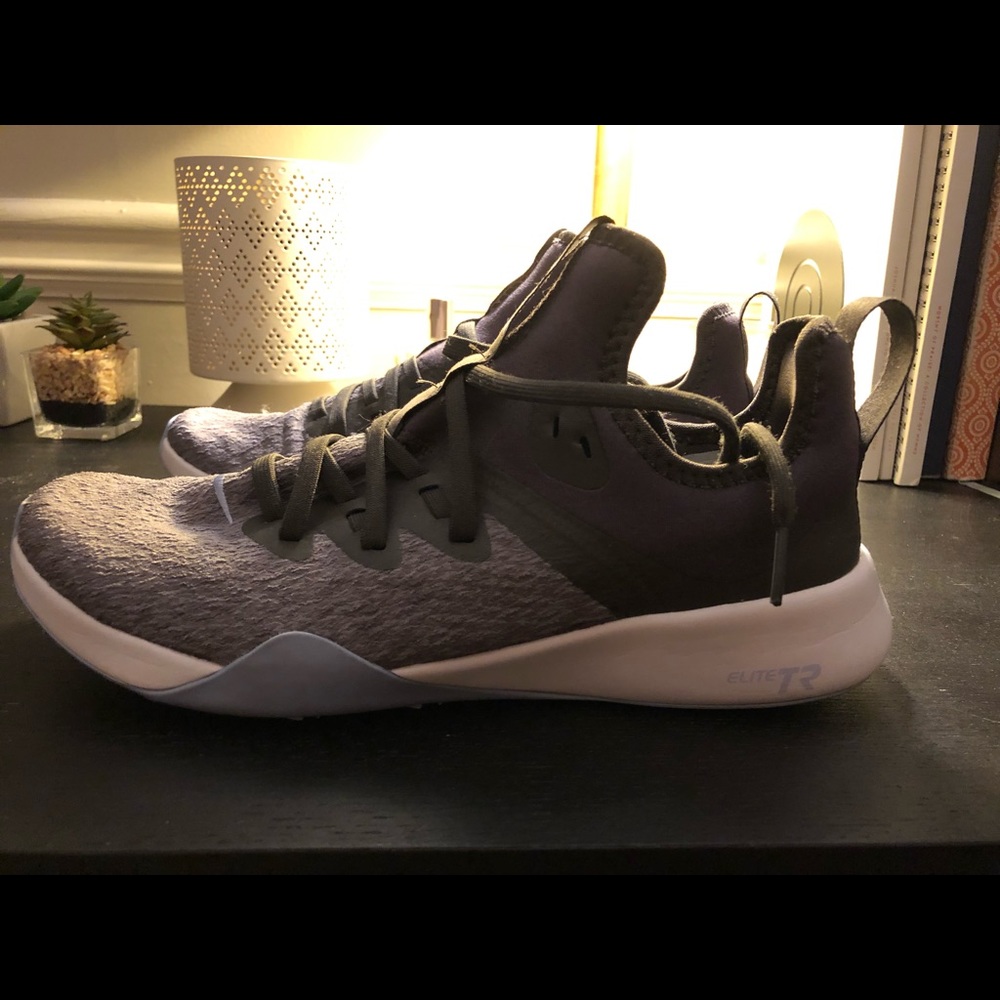 Nike Elite TR Running Shoes